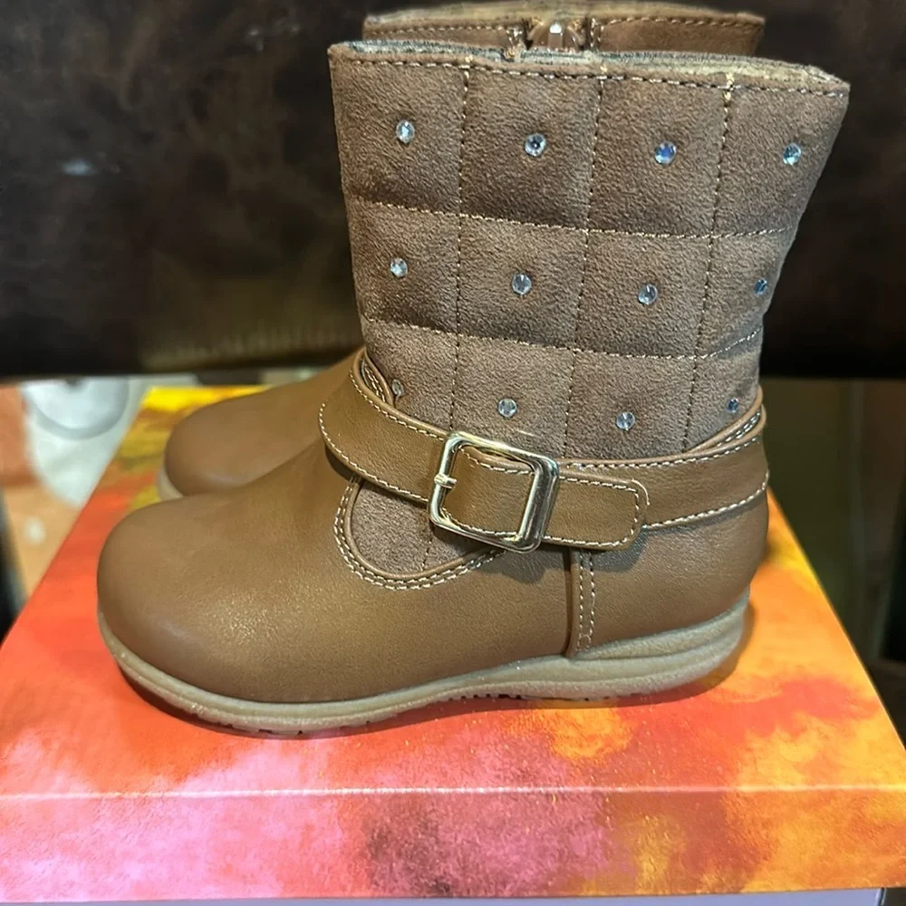 RACHEL SHOES CAMILLA BOOTS: COGNAC: NEW IN BOX: SIZE 6